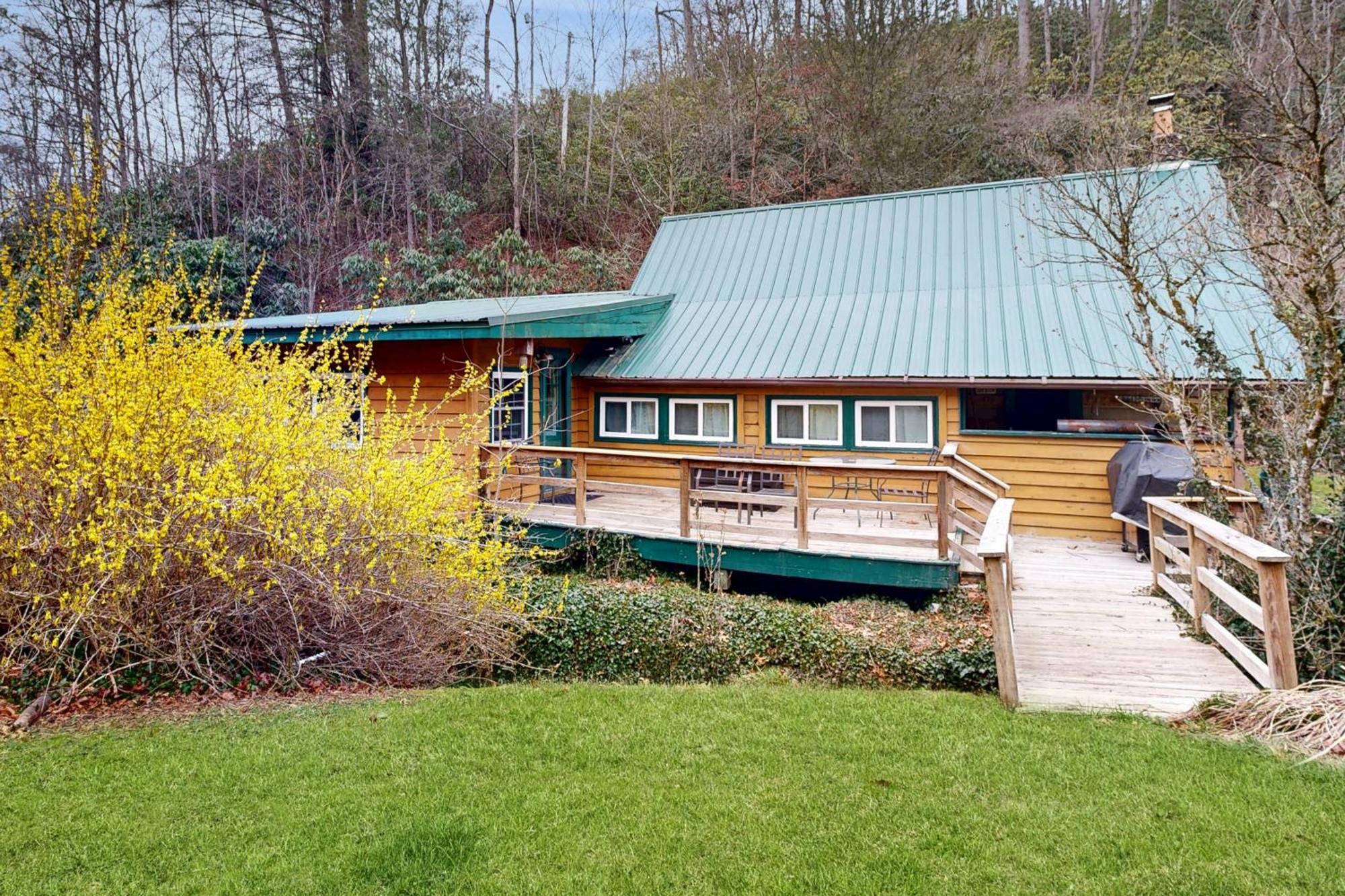 1 Bed 1 Bath Vacation Home In Sylva Esterno foto