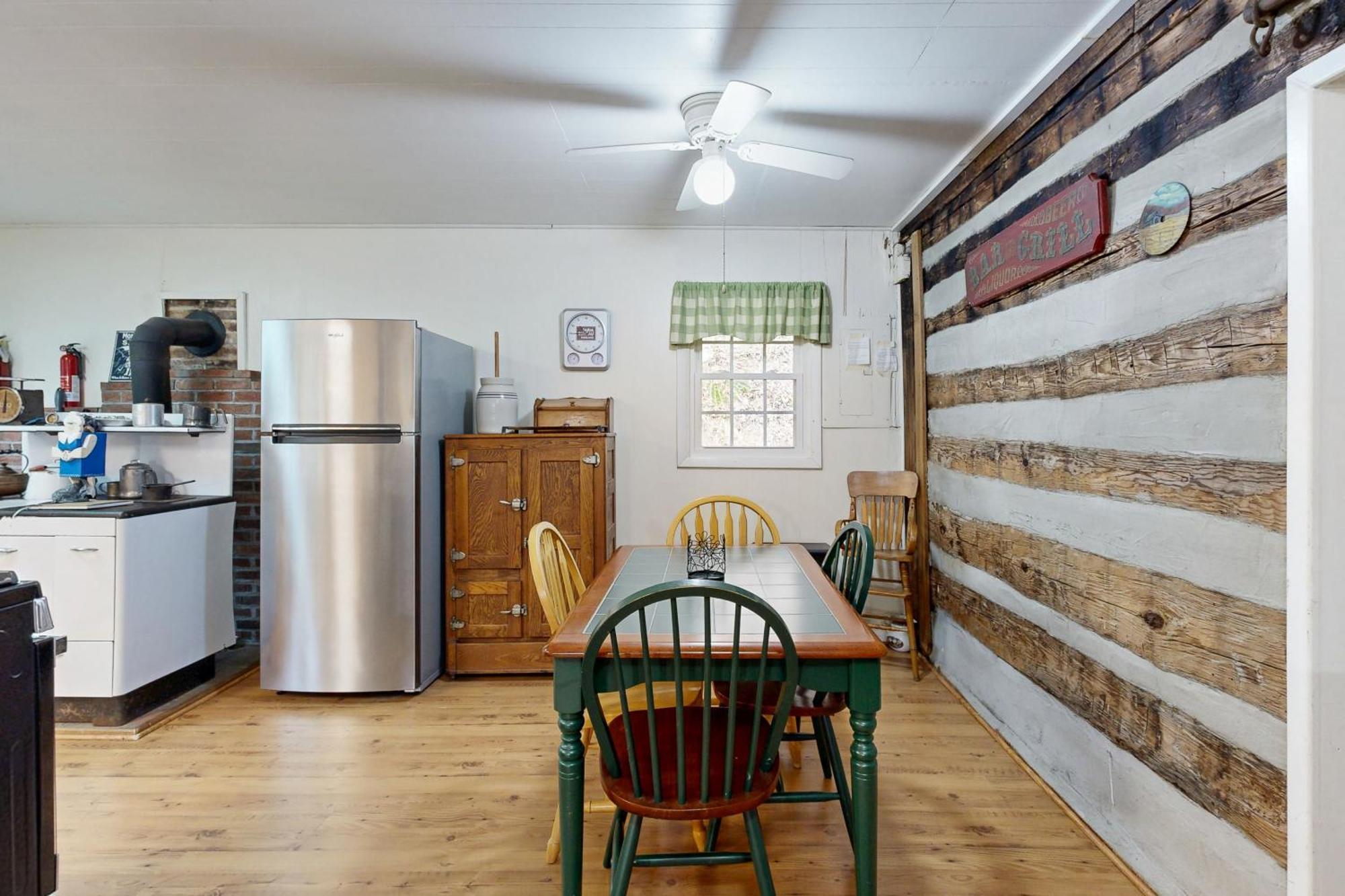 1 Bed 1 Bath Vacation Home In Sylva Esterno foto