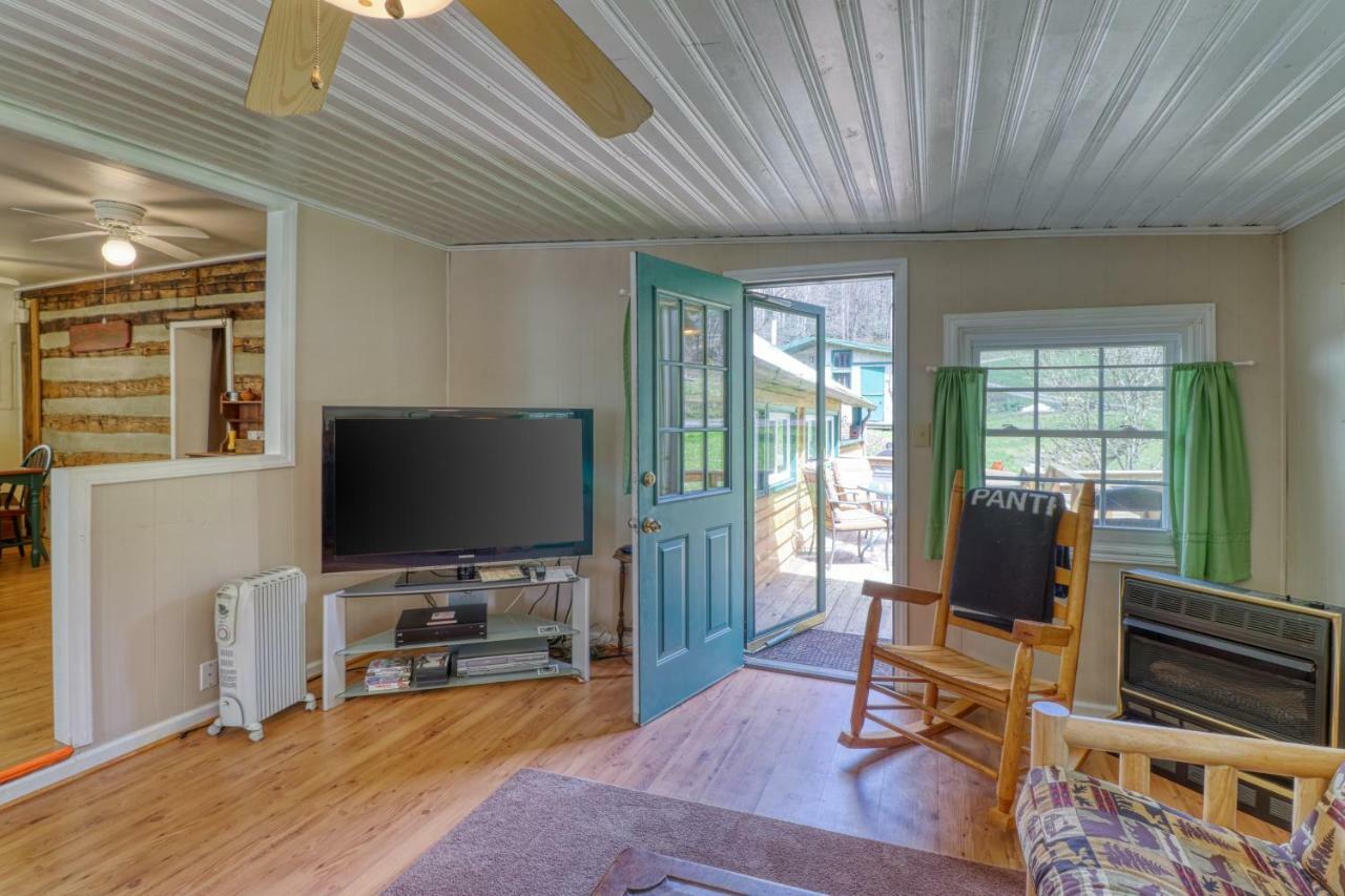 1 Bed 1 Bath Vacation Home In Sylva Esterno foto
