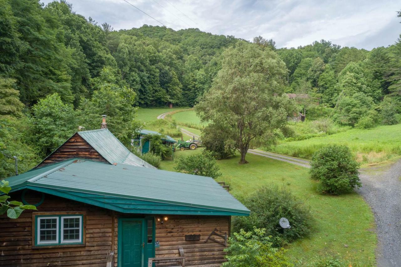 1 Bed 1 Bath Vacation Home In Sylva Esterno foto